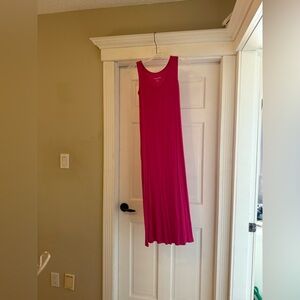 B57-68 / Ten.End.Design Vibrant Pink Sleeveless Dress